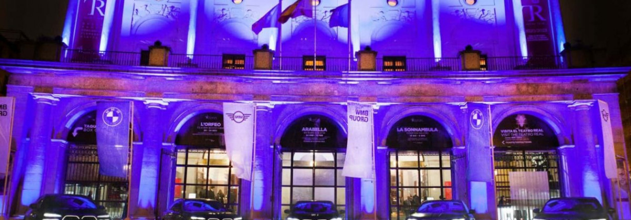 BMW продемонстрировала свои новинки в Мадриде BMW продемонстрировала свои новинки в Мадриде