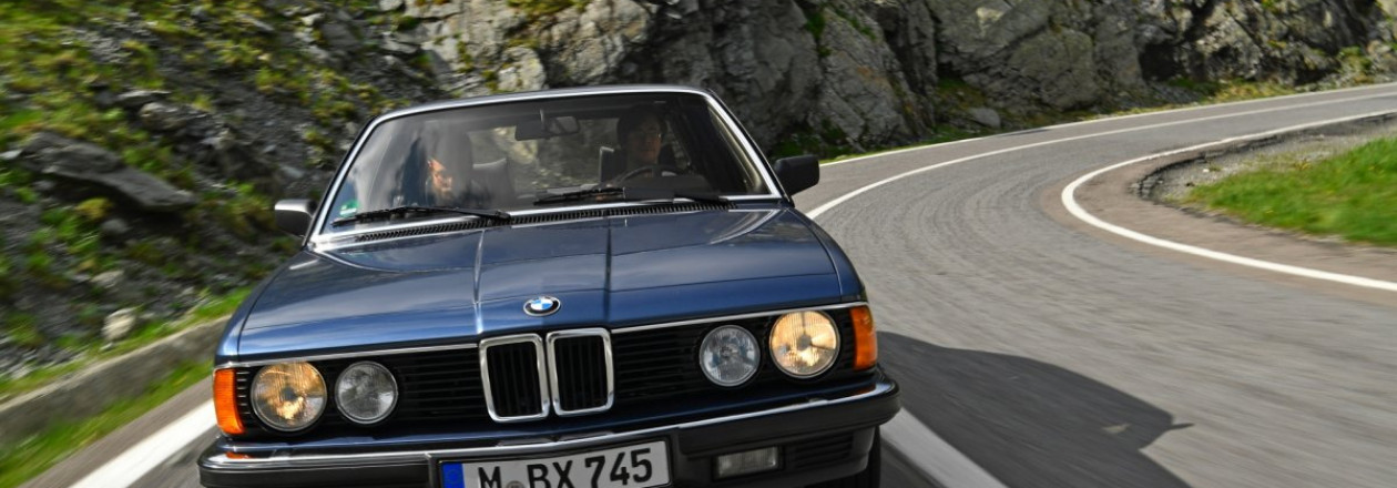 BMW 7 серии E32