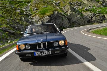 BMW 7 серии E32 BMW 7 серия E32