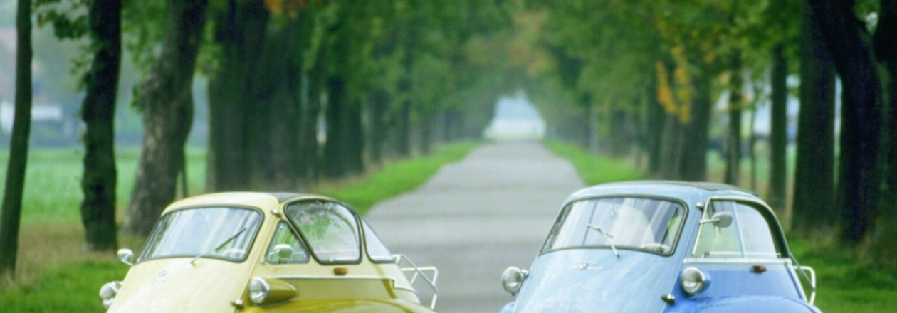 Дрэг гонка: BMW Isetta и ее трехколесные соперники Дрэг гонка: BMW Isetta и ее трехколесные соперники