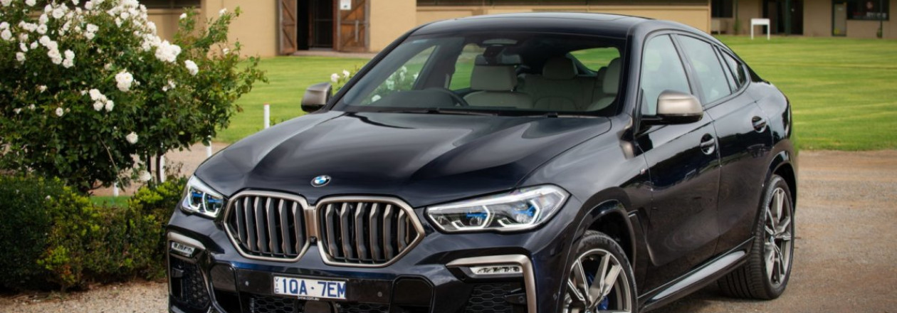 Тюнингованный BMW X6 M50i в тесте на максимальную скорость