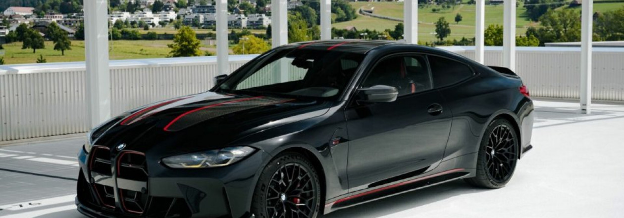 BMW M4 CSL Sapphire Black в новом видеоролике Walkaround