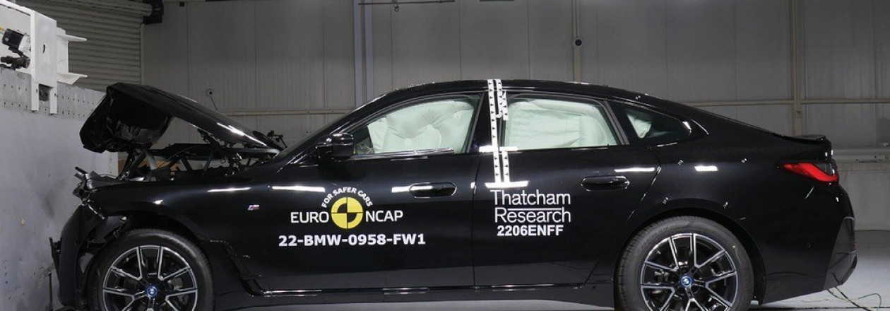 BMW i4 в краш-тесте ANCAP