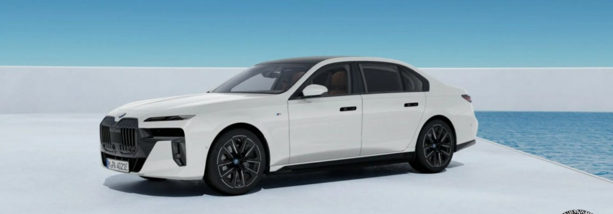 BMW i7 M Sport Package Pro показывает интерьер Tartufo в новом видео