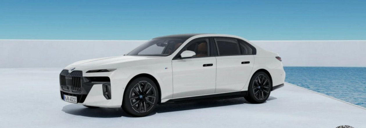 BMW i7 M Sport Package Pro показывает интерьер Tartufo в новом видео BMW i7 M Sport Package Pro показывает интерьер Tartufo в новом видео