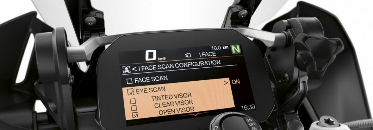 BMW iFace - система распознавания лица мотоциклиста