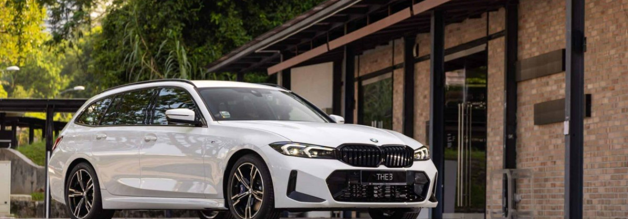 2023 BMW 3 серии Touring 330i M Sport Pro стоит в Сингапуре 276 000 долларов