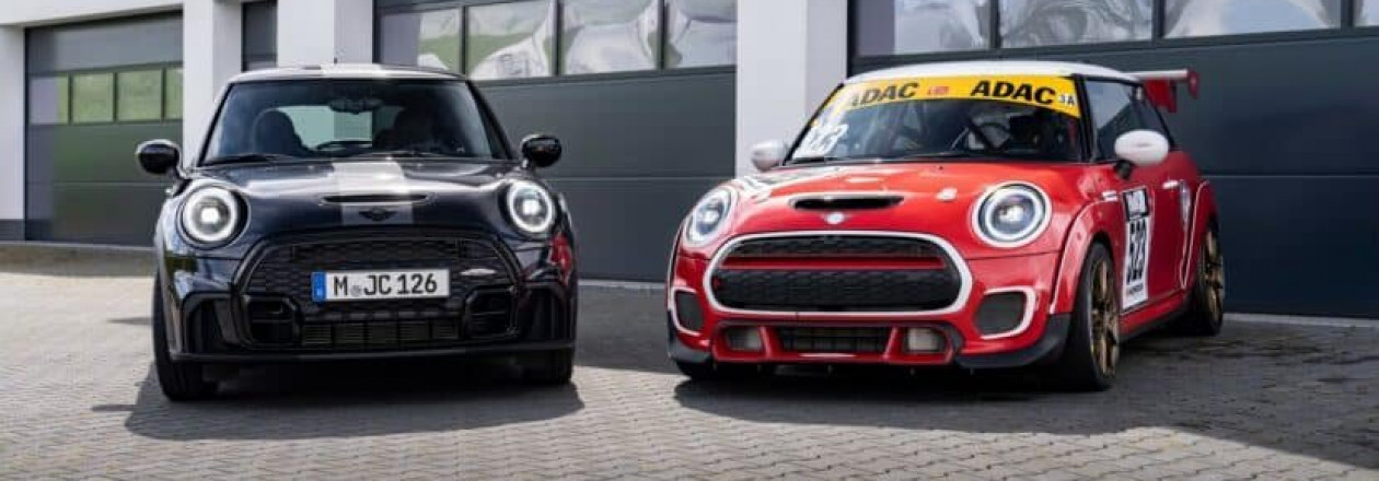 MINI JCW с 6-ступенчатой механической коробкой передач примет участие в гонке «24 часа Нюрбургринга»