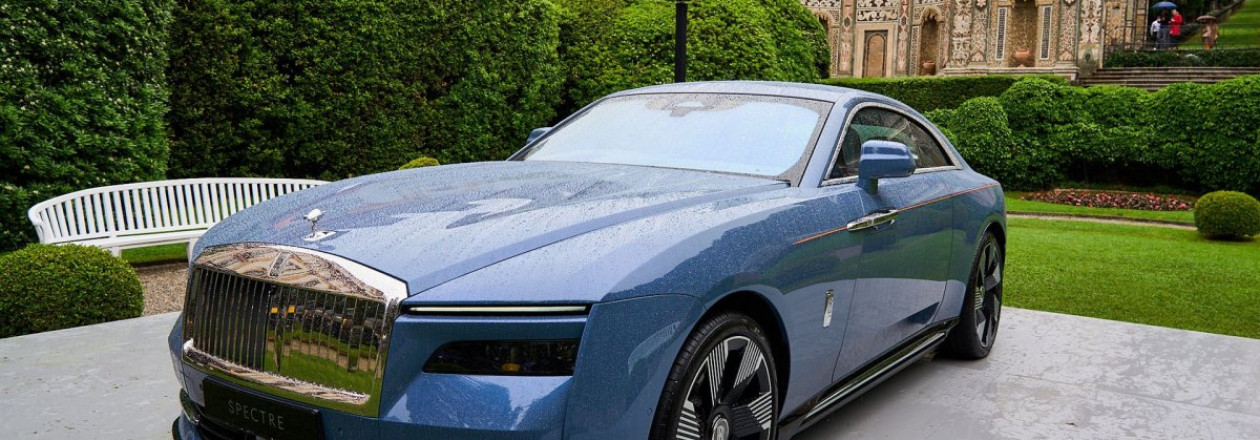 Rolls-Royce Spectre представлен на Вилле д'Эсте
