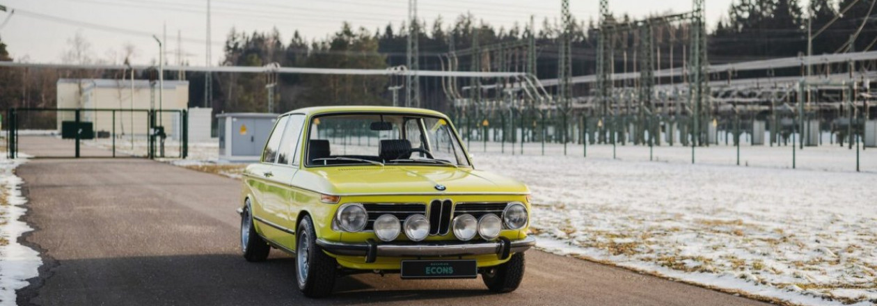 Культовый BMW 2002 - электромобиль с запасом хода 200 км.