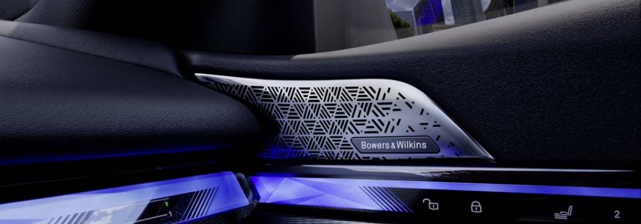 Компания Bowers & Wilkins представила звуковую систему с 18 динамиками для BMW 5 серии 2024 года выпуска