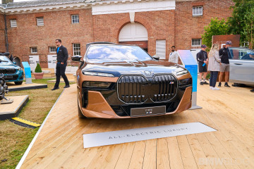 BMW i7 M70 в Goodwood FoS