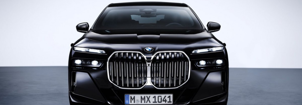 Новые бронированные автомобили BMW i7 и 7 серии