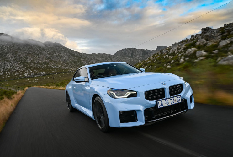 BMW M2 G87 против M5 F90 BMW 5 серия F90
