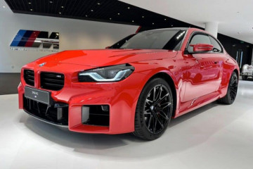 BMW M2 участвует в драгрейсинге Audi RS3 BMW M серия Все BMW M