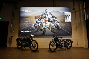 Открытие BMW Motorrad Welt спустя 100 лет после выпуска первого мотоцикла BMW BMW Мотоциклы BMW Все мотоциклы