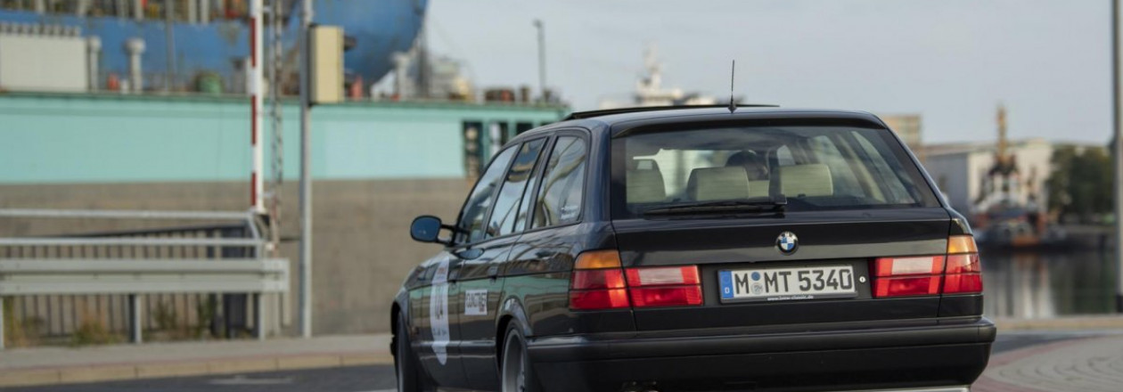 Видеообзор редкого BMW M5 Touring E34