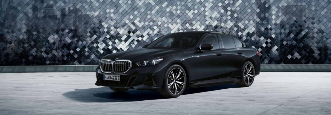 2024 BMW 523d xDrive First Edition 2024 BMW 523d xDrive First Edition