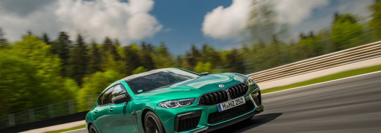 Драг-рейсинг: BMW M8 против Audi R8 и Mercedes-AMG SL63