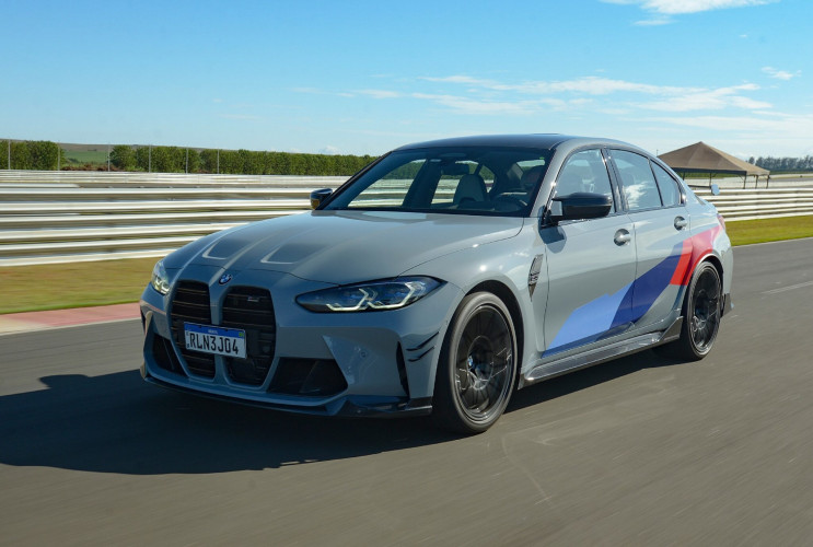 2025 BMW M3 Competition xDrive с мощностью 523 л.с. BMW 3 серия G80