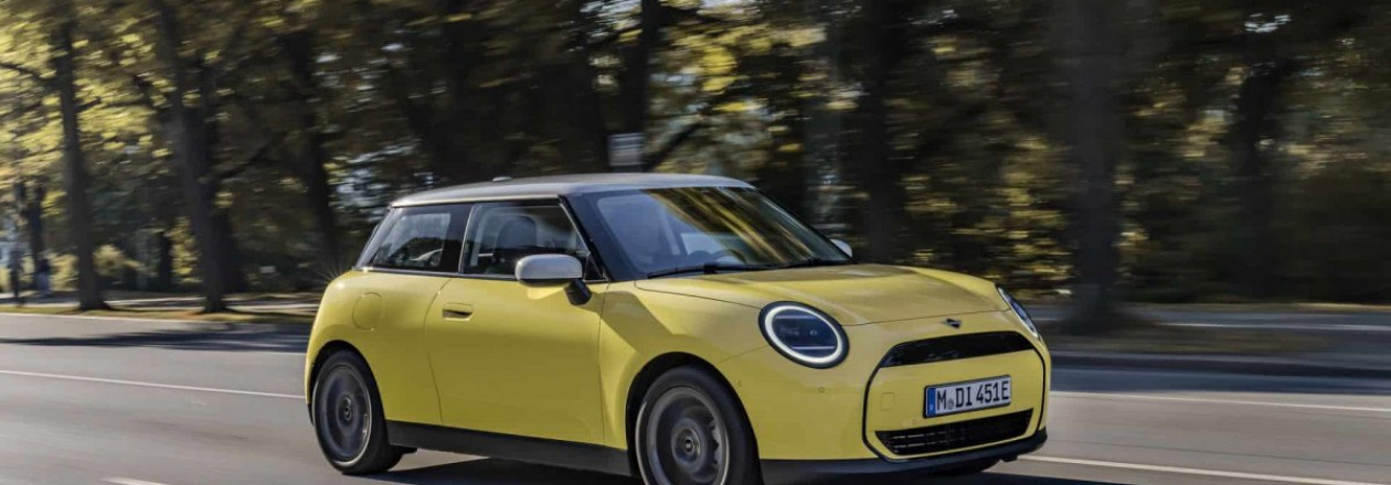 MINI Cooper E в классической комплектации MINI Cooper E в классической комплектации