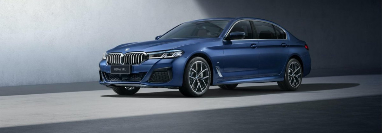 BMW 5 Series раскритиковали на китайском телешоу из-за звука коробки передач