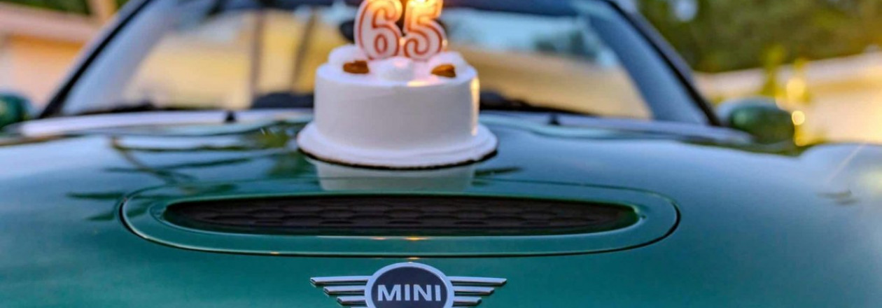 BMW отмечает 65-летие MINI BMW отмечает 65-летие MINI