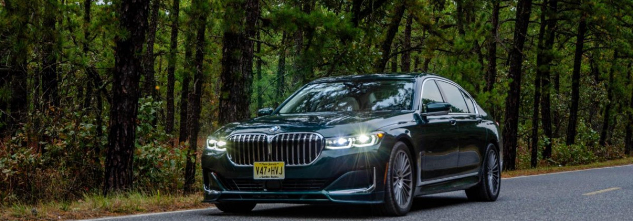 BMW ALPINA B7 можно купить дешевле, чем новый 330i BMW ALPINA B7 можно купить дешевле, чем новый 330i