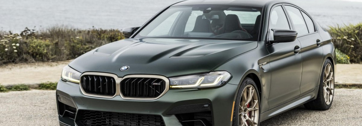 BMW M5 CS в драг-гонке BMW M5 CS в драг-гонке