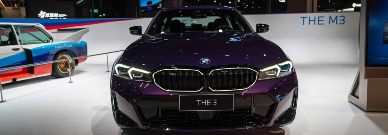 Юбилей BMW 3 Series и i3: специальная серия к 50-летию представлена в Китае Юбилей BMW 3 Series и i3: специальная серия к 50-летию представлена в Китае