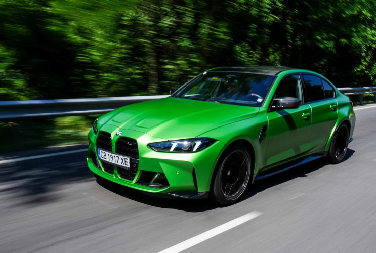BMW M3 в цвете Frozen Tampa Bay Green BMW M серия Все BMW M