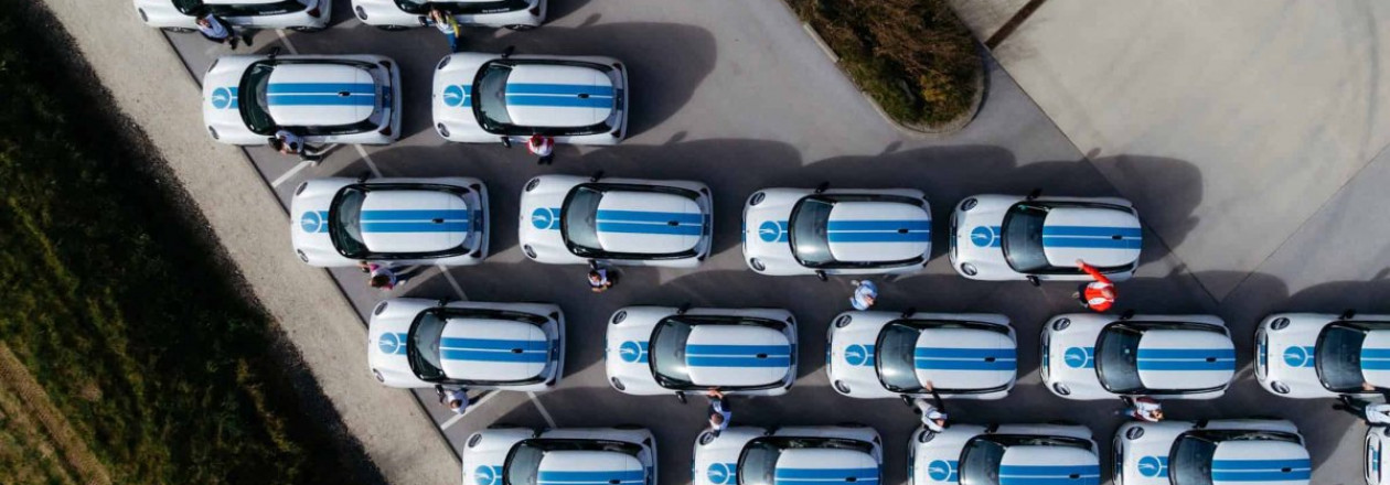 Большая доставка от MINI: 126 электромобилей для медицинской компании Biogena Большая доставка от MINI: 126 электромобилей для медицинской компании Biogena