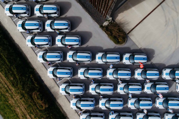 Большая доставка от MINI: 126 электромобилей для медицинской компании Biogena BMW Всё о MINI COOPER Все MINI
