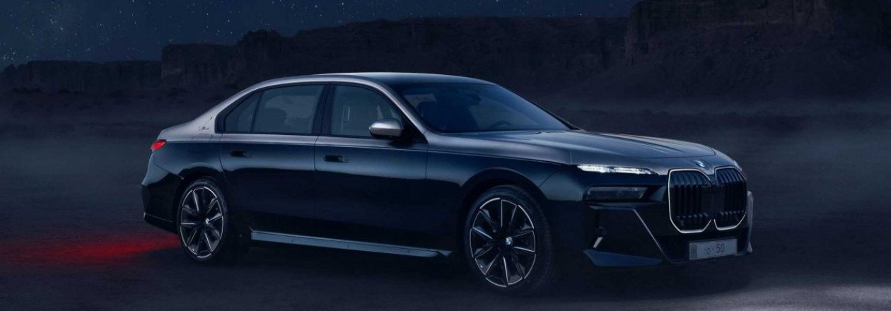 BMW 7 Series Suhail Edition: звездная элегантность с арабским акцентом BMW 7 Series Suhail Edition: звездная элегантность с арабским акцентом