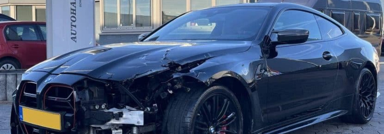 Разбитый BMW M4 CSL выставили на продажу — и он всё ещё недёшев