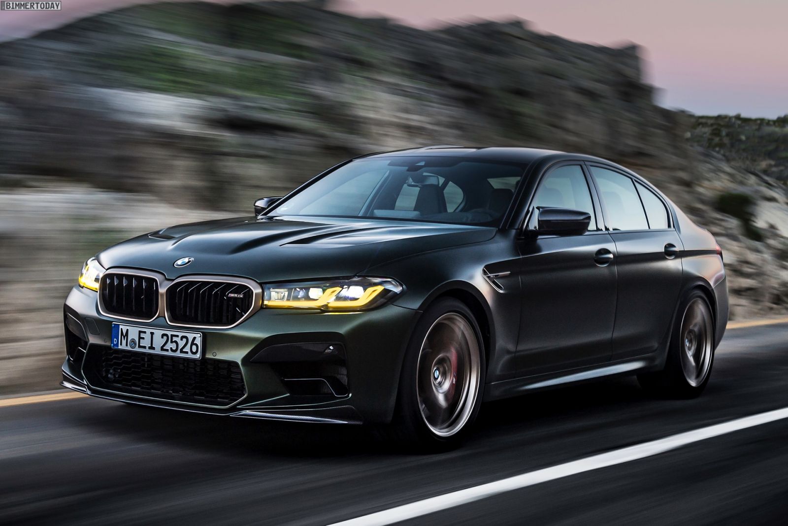 Бмв м5 ф90 компетишн цена 2021. BMW m5 CS 2021. BMW m5 CS 2022. BMW m5 f90 CS. BMW 5 CS 2021.